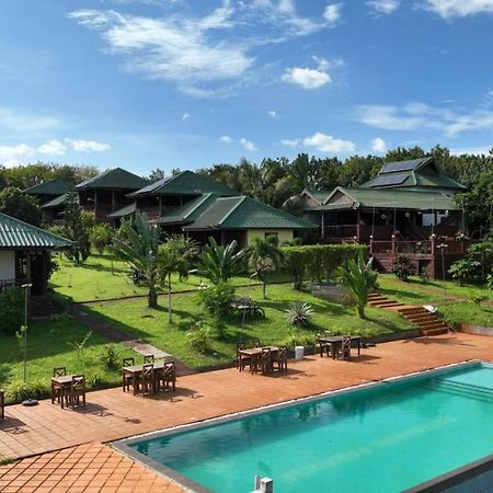 Ratanakiri Paradise Hotel & Restaurant Banlung Exterior foto