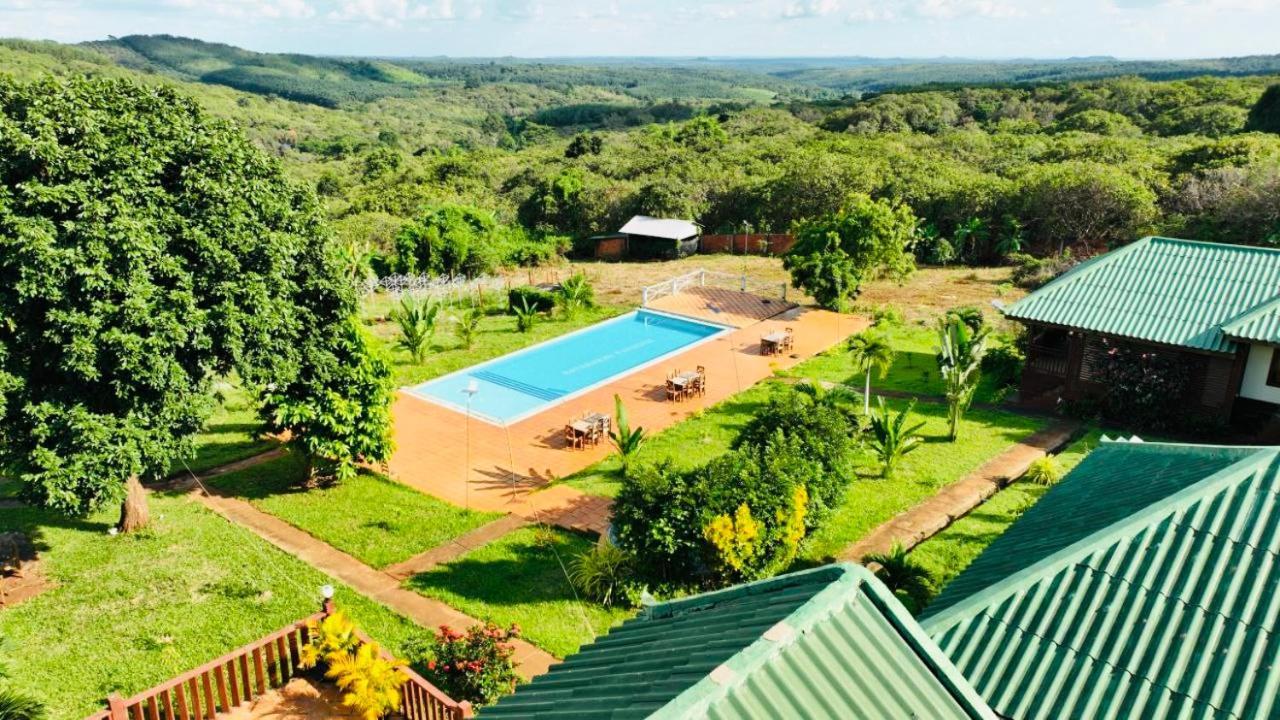 Ratanakiri Paradise Hotel & Restaurant Banlung Exterior foto
