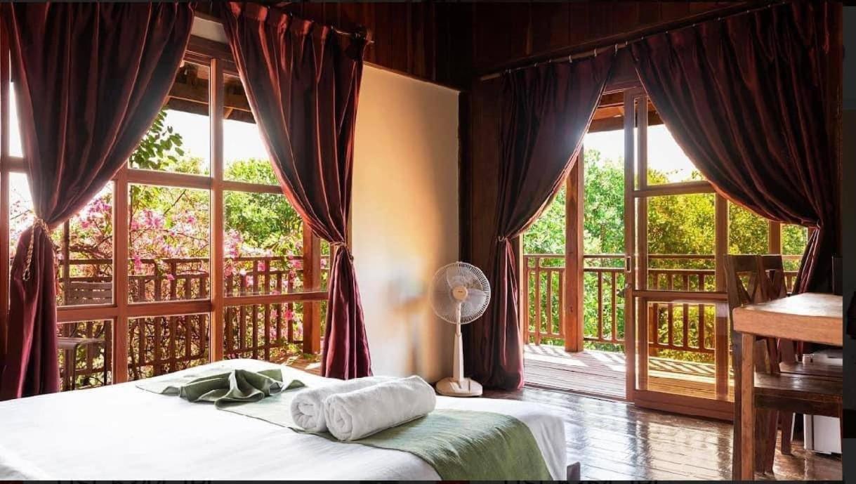 Ratanakiri Paradise Hotel & Restaurant Banlung Exterior foto