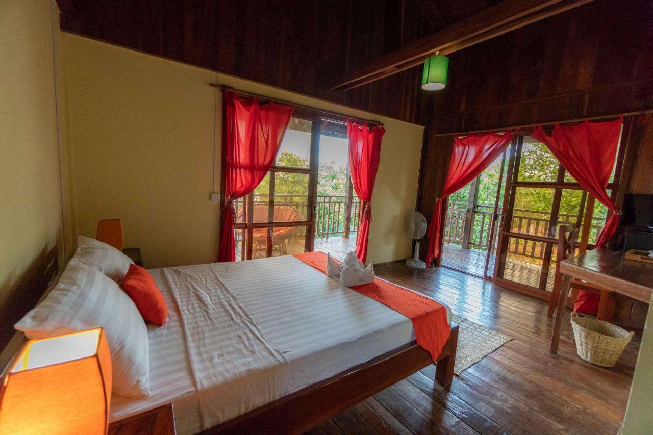 Ratanakiri Paradise Hotel & Restaurant Banlung Exterior foto